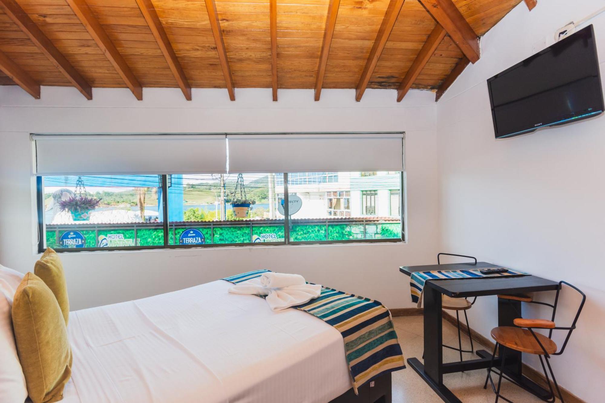 Hotel Guatatur กัวตาเป ภายนอก รูปภาพ