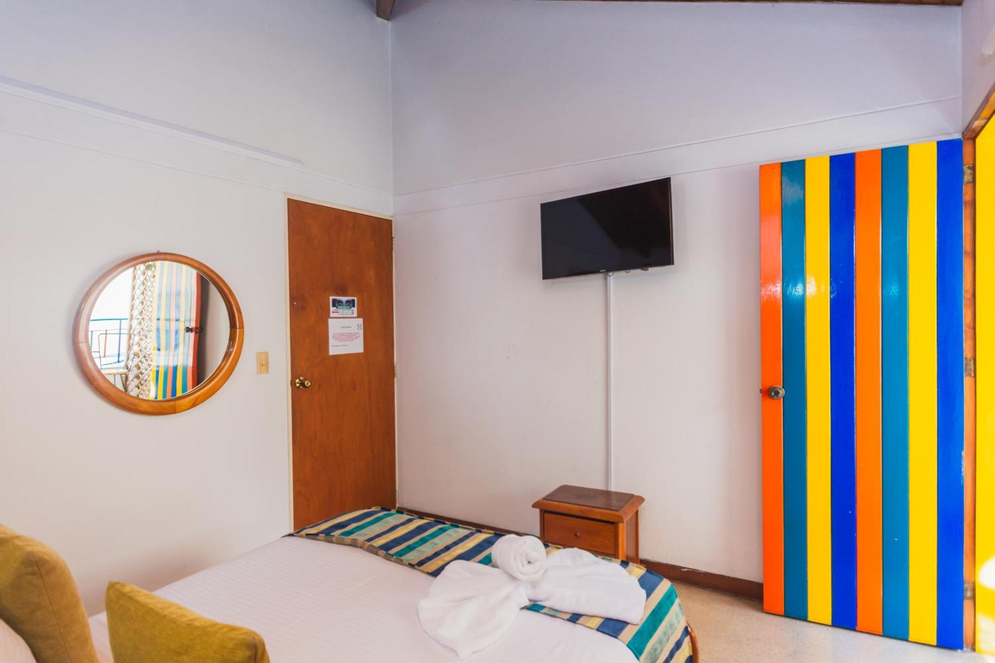 Hotel Guatatur กัวตาเป ภายนอก รูปภาพ