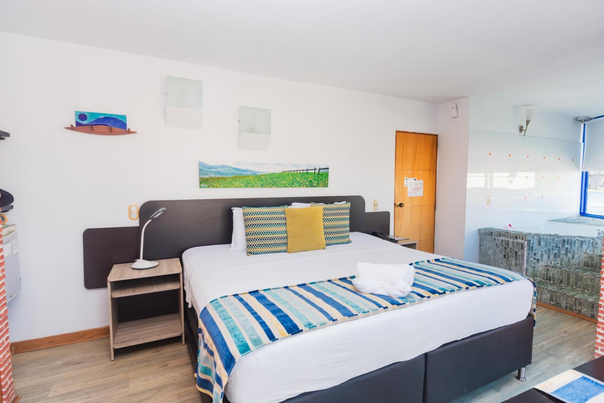 Hotel Guatatur กัวตาเป ภายนอก รูปภาพ