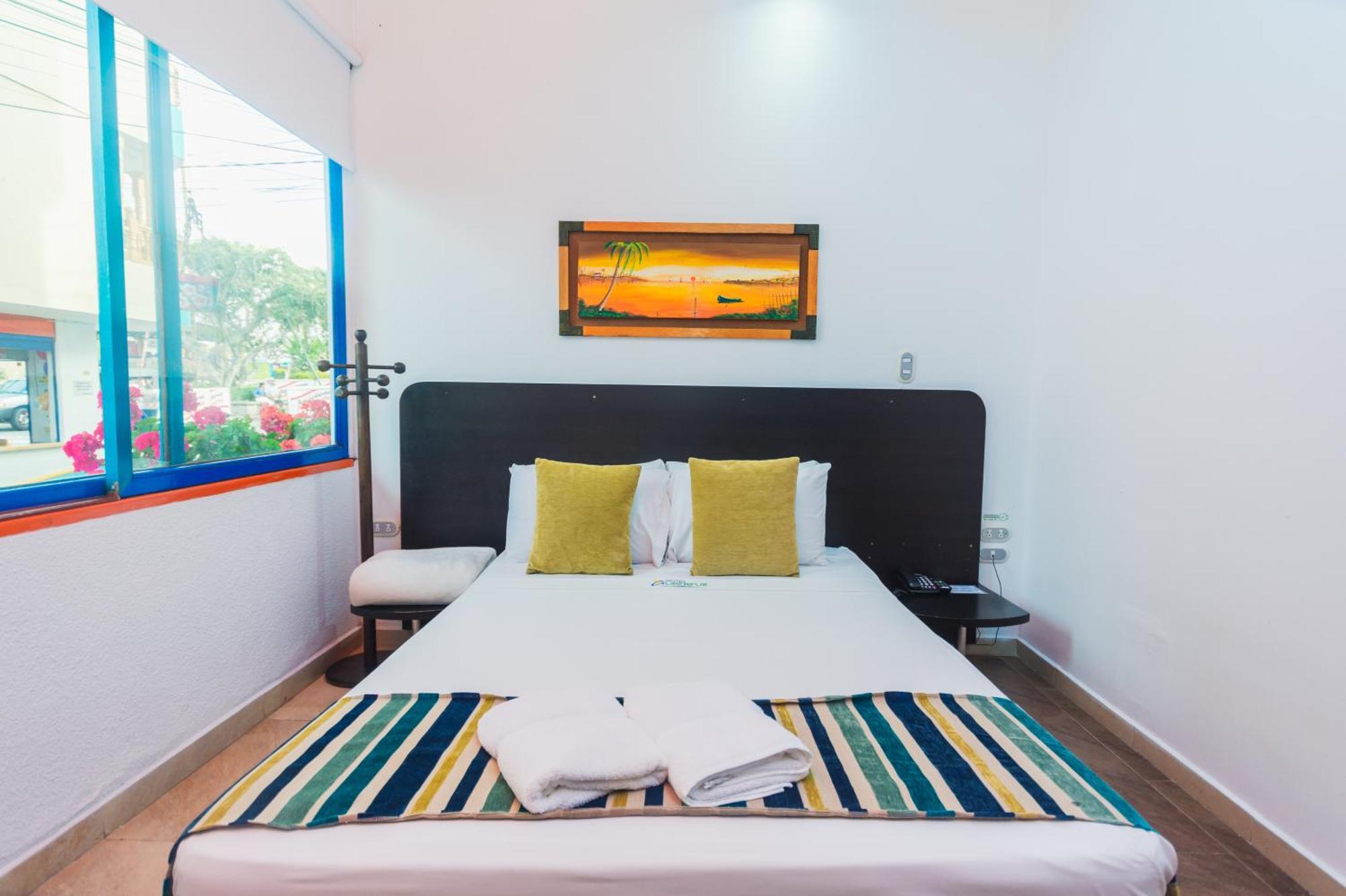 Hotel Guatatur กัวตาเป ภายนอก รูปภาพ