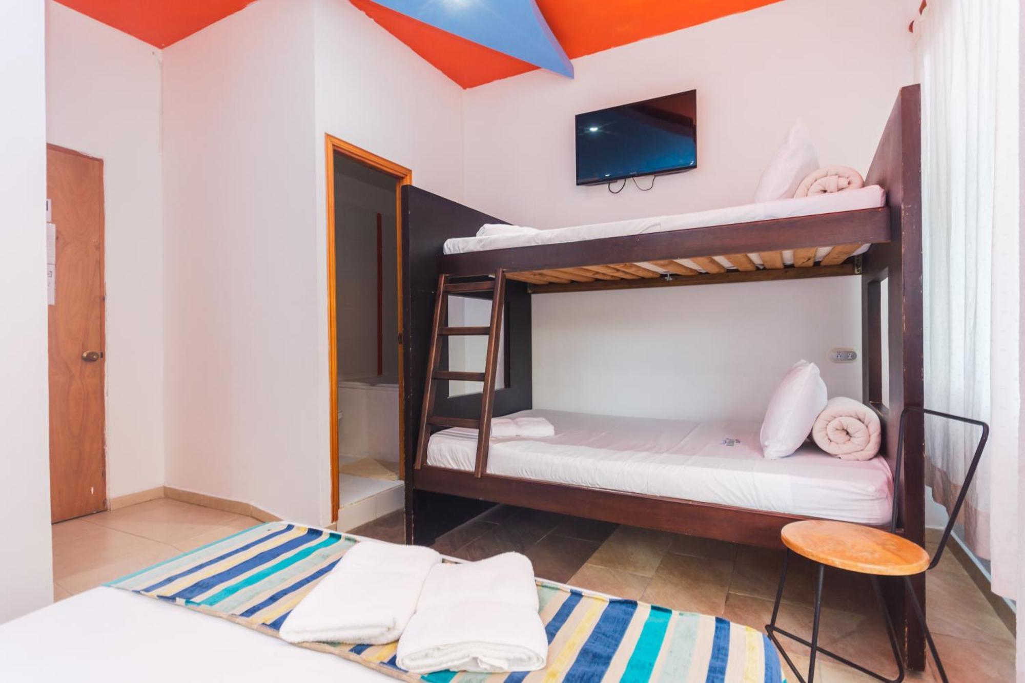 Hotel Guatatur กัวตาเป ภายนอก รูปภาพ