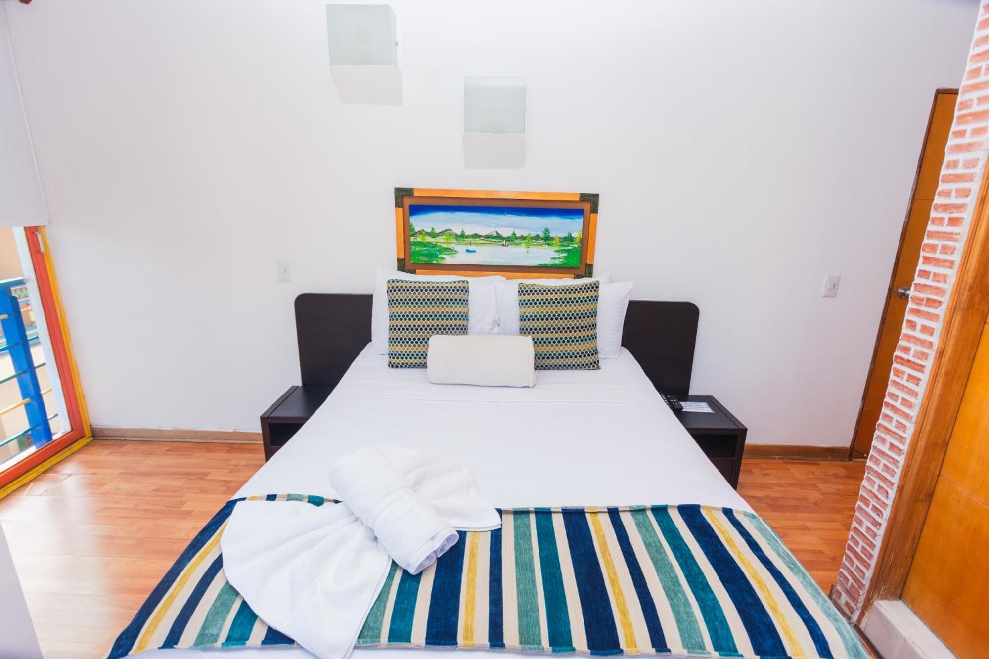 Hotel Guatatur กัวตาเป ภายนอก รูปภาพ