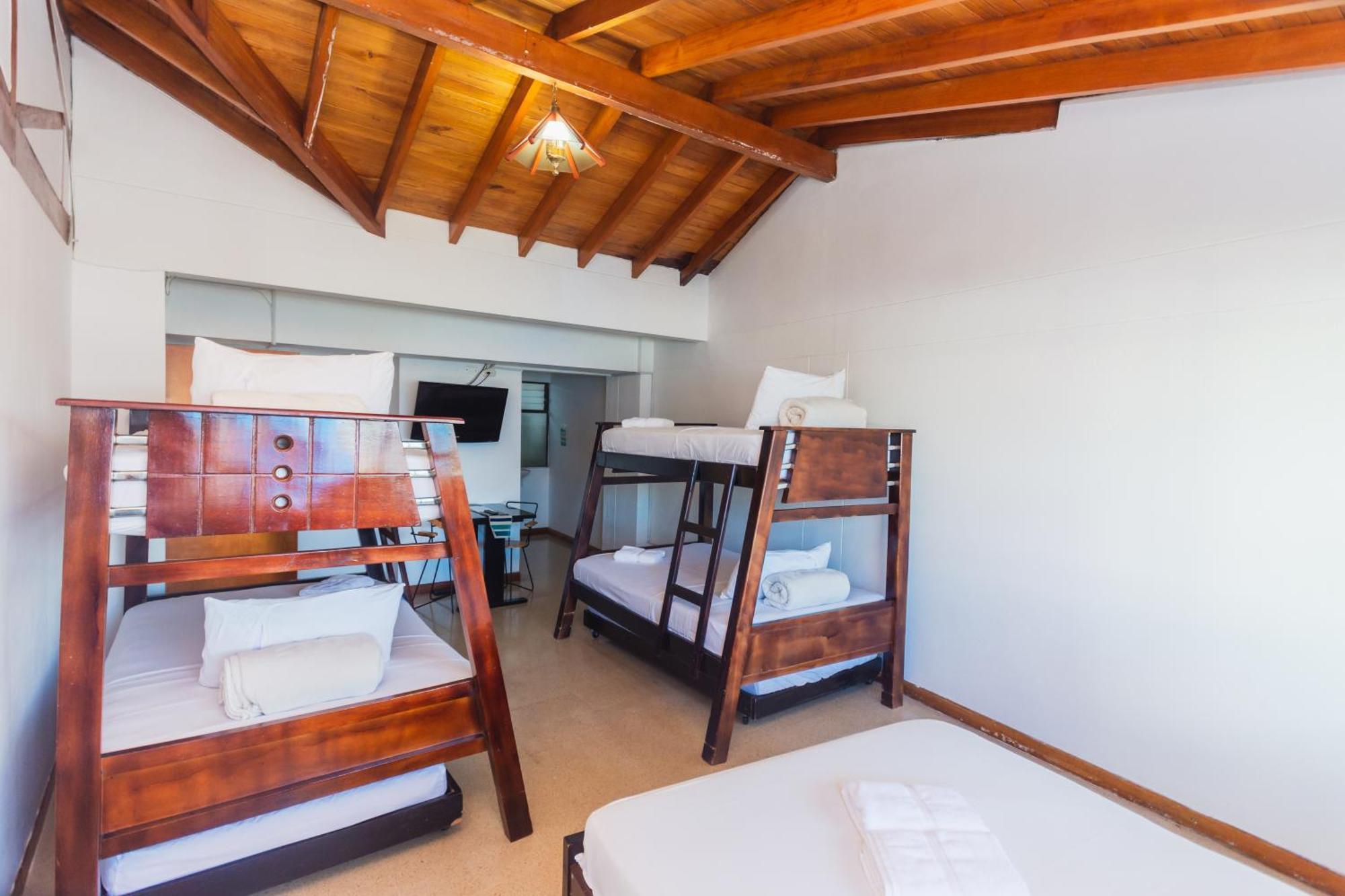 Hotel Guatatur กัวตาเป ภายนอก รูปภาพ