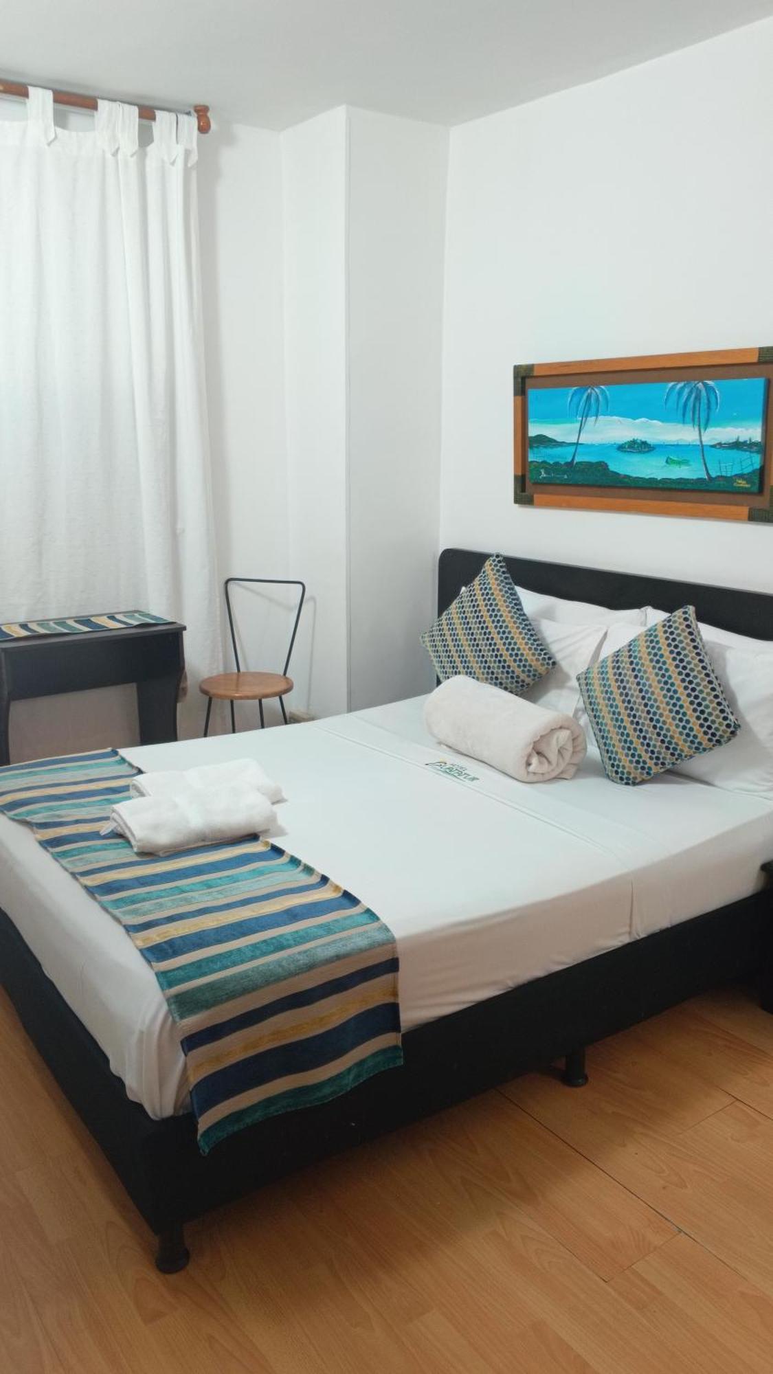 Hotel Guatatur กัวตาเป ภายนอก รูปภาพ